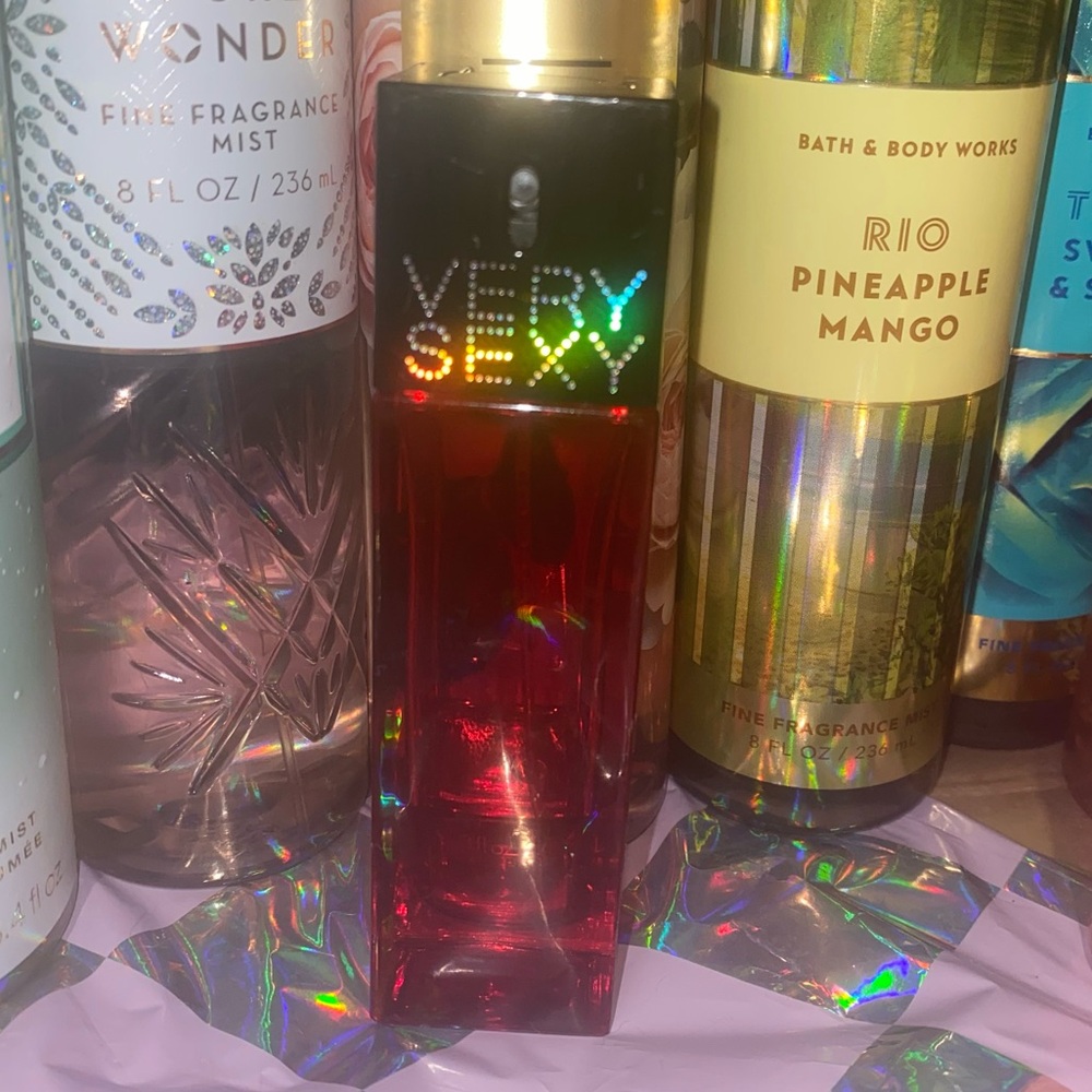 VICTORIA SECRET LOVE FRAGRANCE